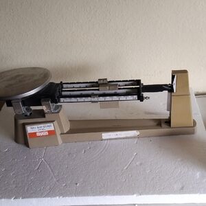 Ohaus Triple Balance Scale